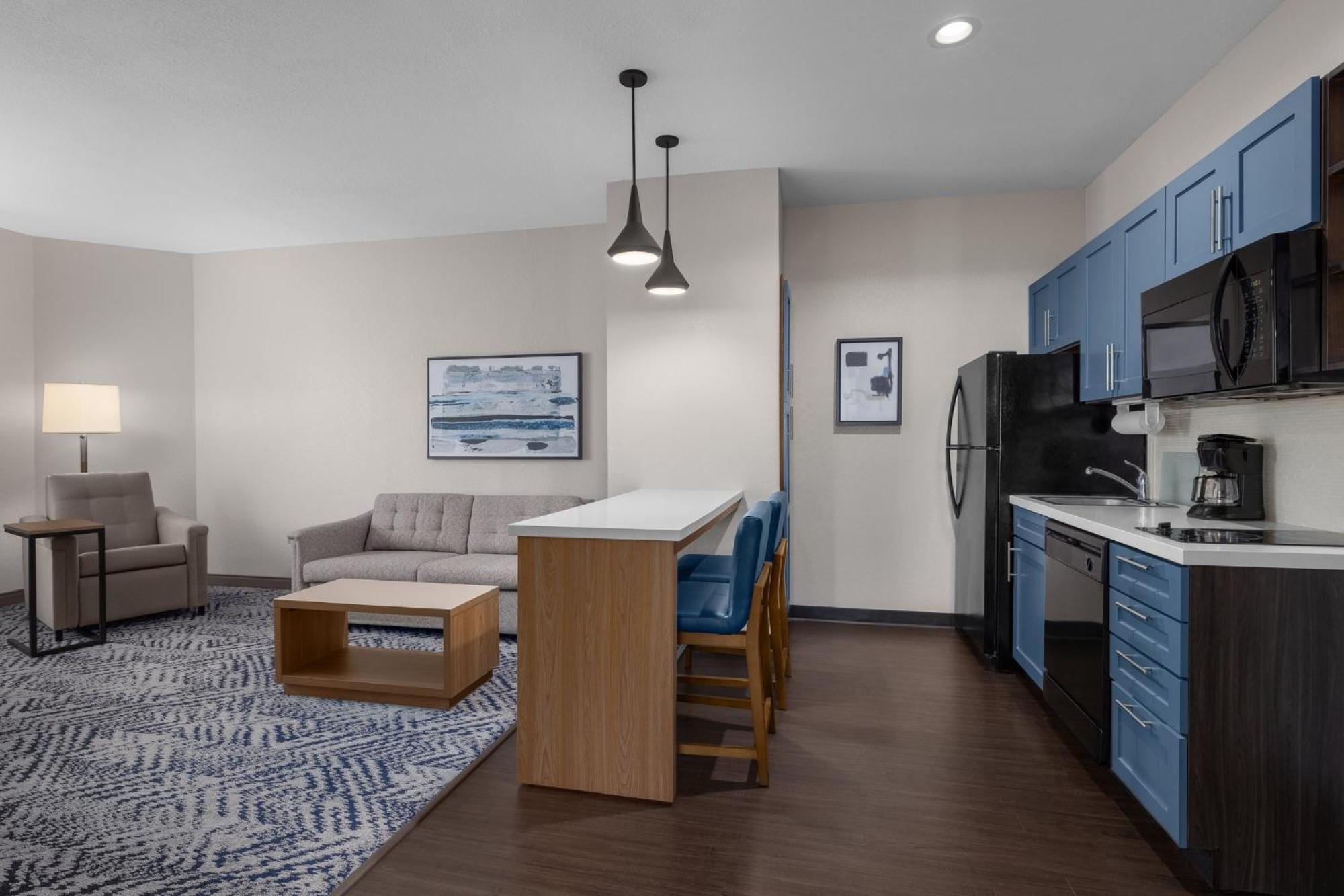 Candlewood Suites Alexandria By Ihg Exteriör bild