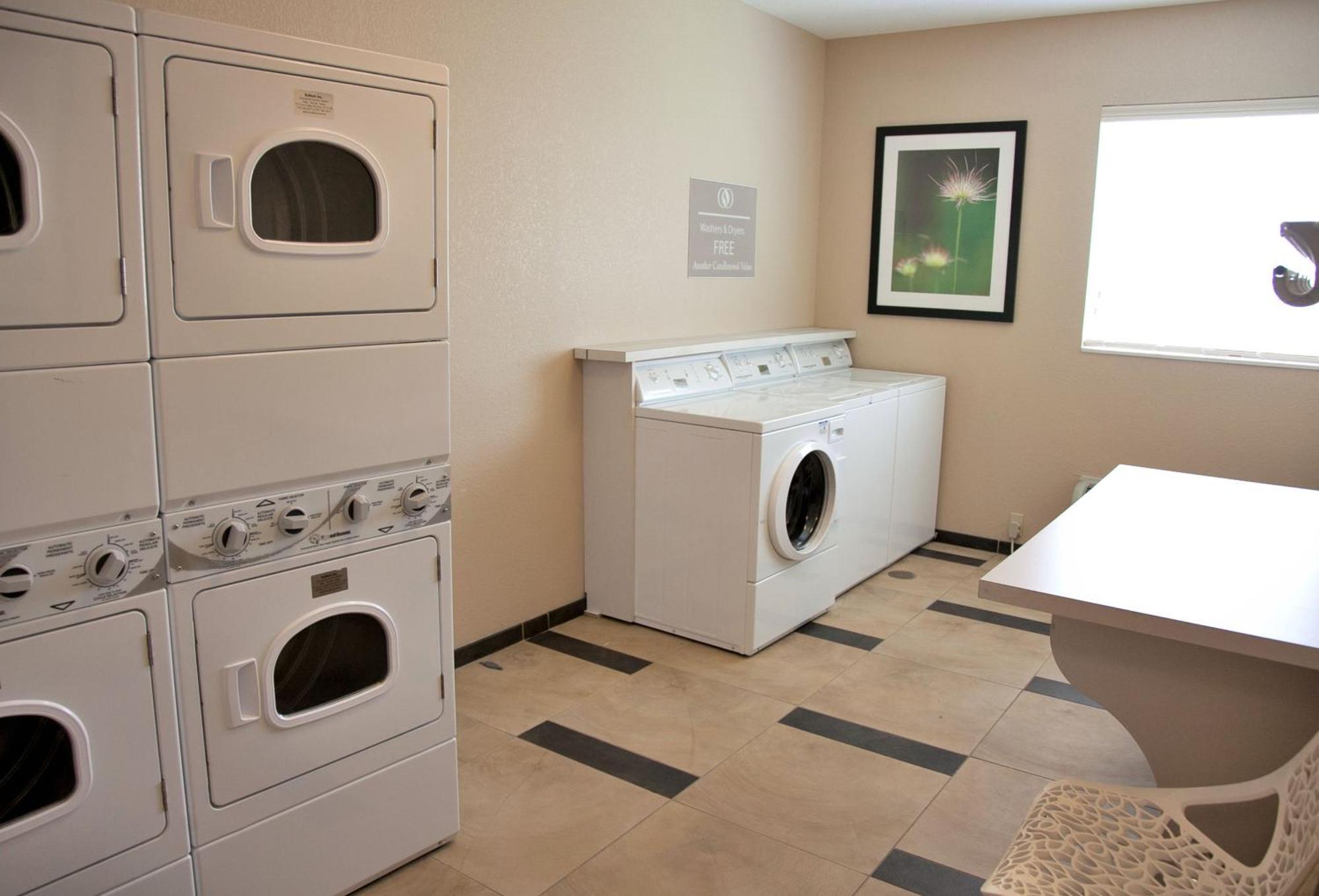 Candlewood Suites Alexandria By Ihg Exteriör bild
